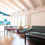 Cozy Apartment Near Central Station